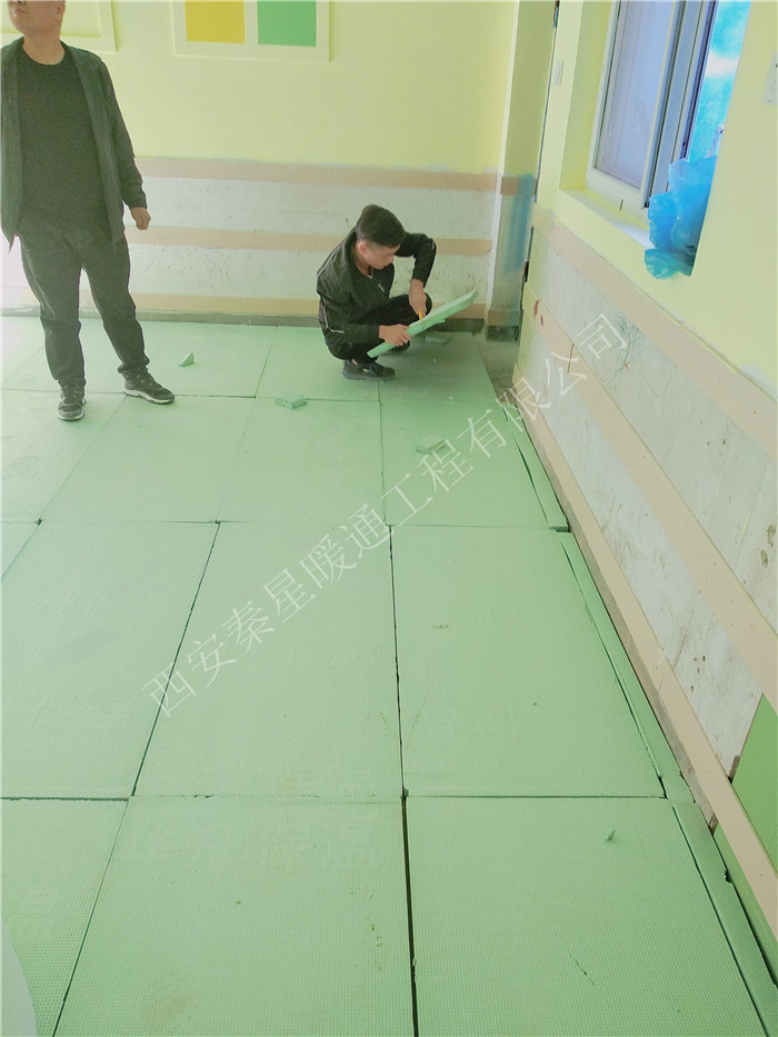 黄陵县育才幼儿园电热膜电地暖安装